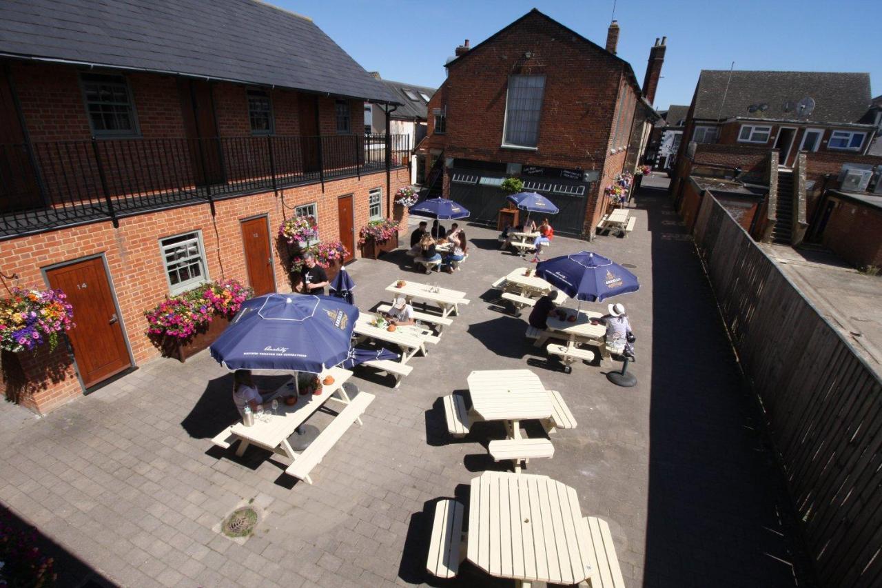 The Angel In Wootton Bassett Otel Royal Wootton Bassett Dış mekan fotoğraf